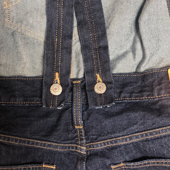 Levi’s dark denim overalls - Picture 9 of 10